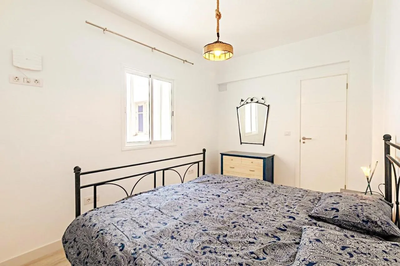 City Loft - Helles Und Geraeumiges Apartment In Santa Cruz  サンタクルスデテネリフェ